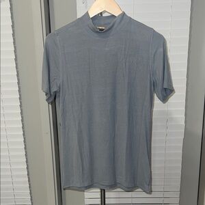 Women's Grey Short Sleeve Top with Mock Neck Medium NWT